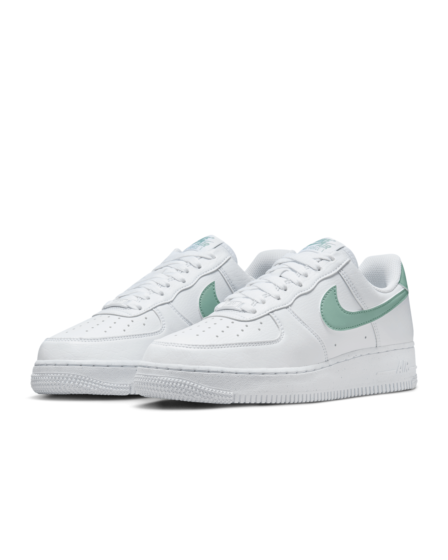 Nike Air Force 1 '07 LV8