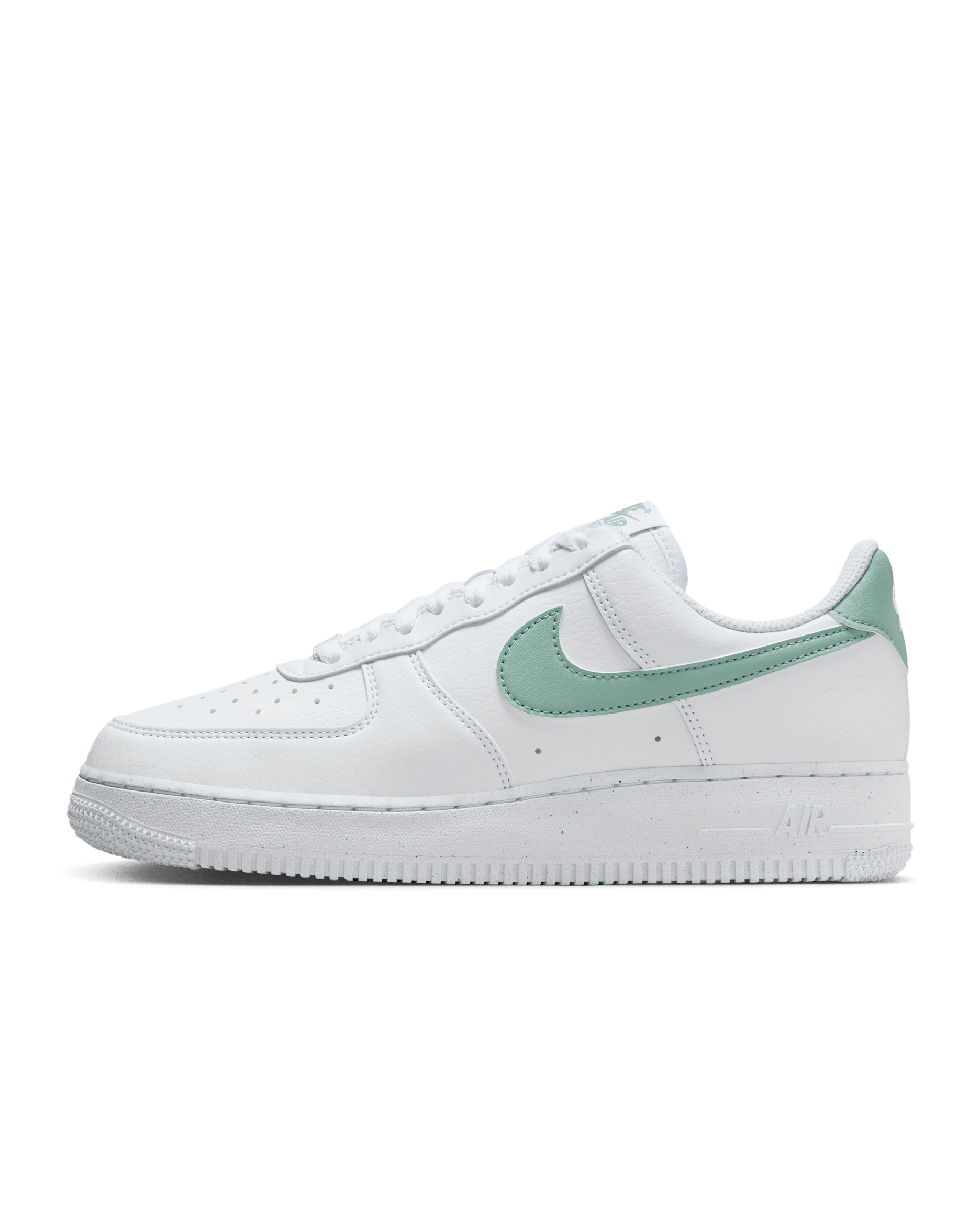 Nike Air Force 1 '07 LV8
